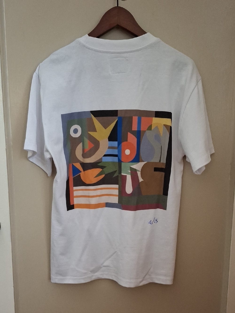 A Creators Club Los Angeles Abstract Graphic On The Back T Shirt_1